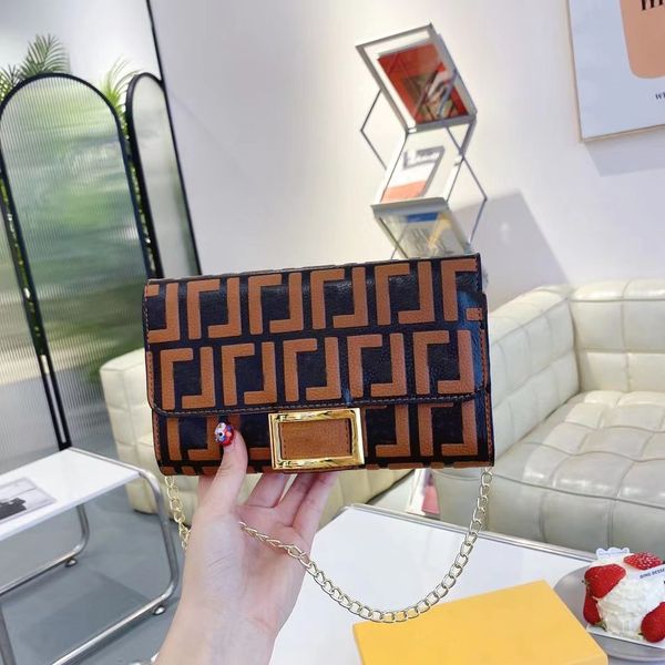 luxury crossbody bags handbag women's high-end brand design chain single shoulder bag purse fashion simple everything messenger bag sat
luxury crossbody bags handbag women's high-end brand design chain single shoulder bag purse fashion simple everything messenger bag sat
