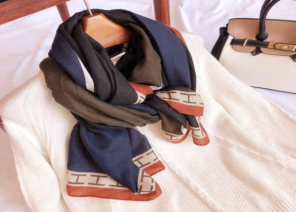 fashional summer and autumn new korean version of the flower elegant highend silk scarf for women whole9171660, Blue;gray
fashional summer and autumn new korean version of the flower elegant highend silk scarf for women whole9171660, Blue;gray