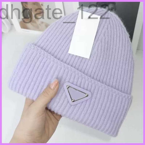 designer knitted hat luxury designer new beanie cap mens fitted hats cashmere letters casual skull caps outdoor fashion wholesale je2f, Blue;gray
designer knitted hat luxury designer new beanie cap mens fitted hats cashmere letters casual skull caps outdoor fashion wholesale je2f, Blue;gray