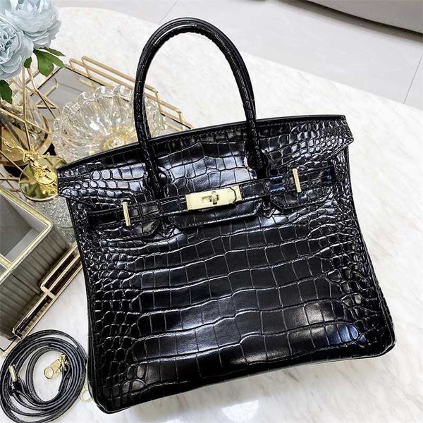 family h birkin designer bag crocodile pattern leather large capacity handbag for women fashion cowhide high-grade fashion commuter
family h birkin designer bag crocodile pattern leather large capacity handbag for women fashion cowhide high-grade fashion commuter