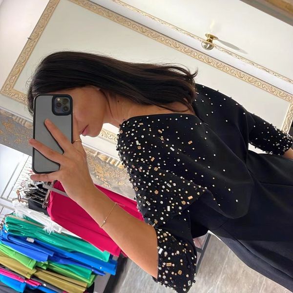 ruffles side slit black prom dresses v neck beaded three quarters evening for women wear zipper back formal occasion gowns
ruffles side slit black prom dresses v neck beaded three quarters evening for women wear zipper back formal occasion gowns