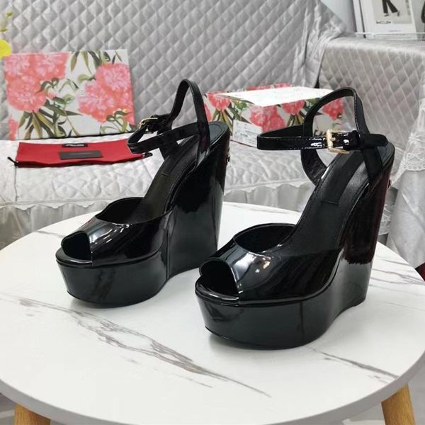 the new wedge platform high heel sandals women wedge platform sandals summer ladies runway party dress shoes 15.5cm sandals patentleather 35, Black
the new wedge platform high heel sandals women wedge platform sandals summer ladies runway party dress shoes 15.5cm sandals patentleather 35, Black