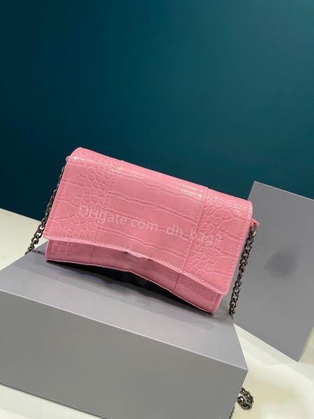 classic crossbody bag designer women's bag limited single bag shoulder fashion shopping bag large capacity purse handbag crocodile prin
classic crossbody bag designer women's bag limited single bag shoulder fashion shopping bag large capacity purse handbag crocodile prin