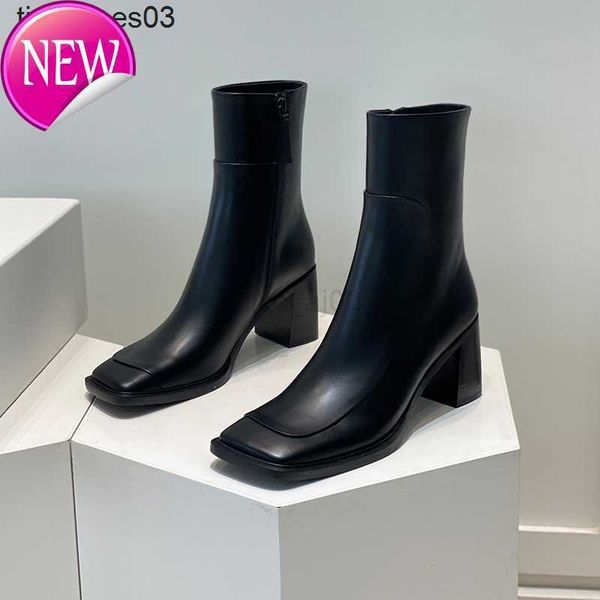 designer the row thick heel short boots for women new leather inclined square head high heel side zipper low gai boot, Black
designer the row thick heel short boots for women new leather inclined square head high heel side zipper low gai boot, Black