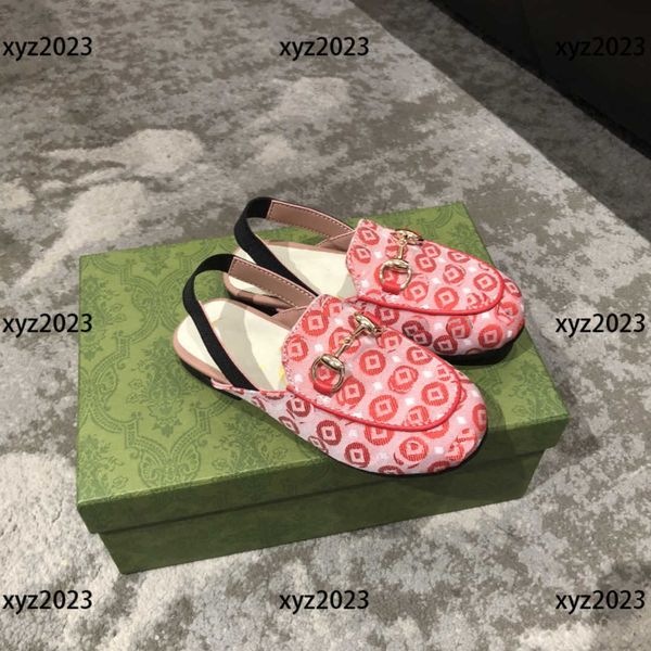 kids sandals baby slipper shoes child shoes fashion classic letters design summer metal accessories decoration box packaging children, Black;grey
kids sandals baby slipper shoes child shoes fashion classic letters design summer metal accessories decoration box packaging children, Black;grey