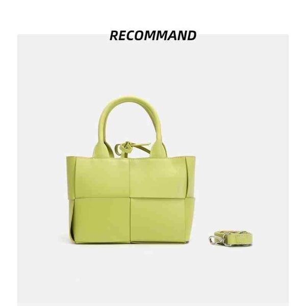 correct bag venetas bottegas handbags women's luxurys arcotote vegetable basket tote leather women's 2023 large plaid woven handba