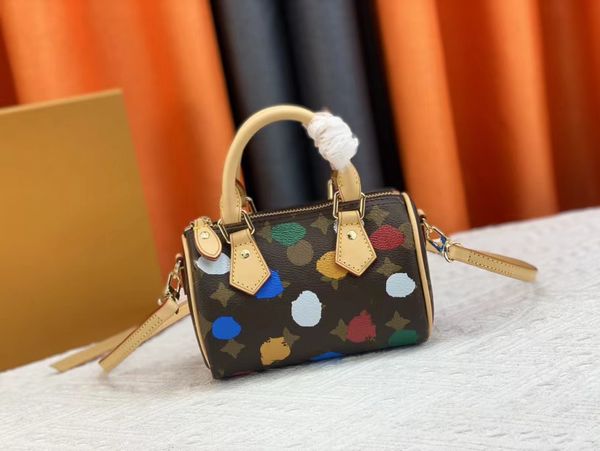 fashion designers women handbags shoulder bags luxurys lady crossbody highs quality classic flower letter leather messenger purses chains ma
fashion designers women handbags shoulder bags luxurys lady crossbody highs quality classic flower letter leather messenger purses chains ma