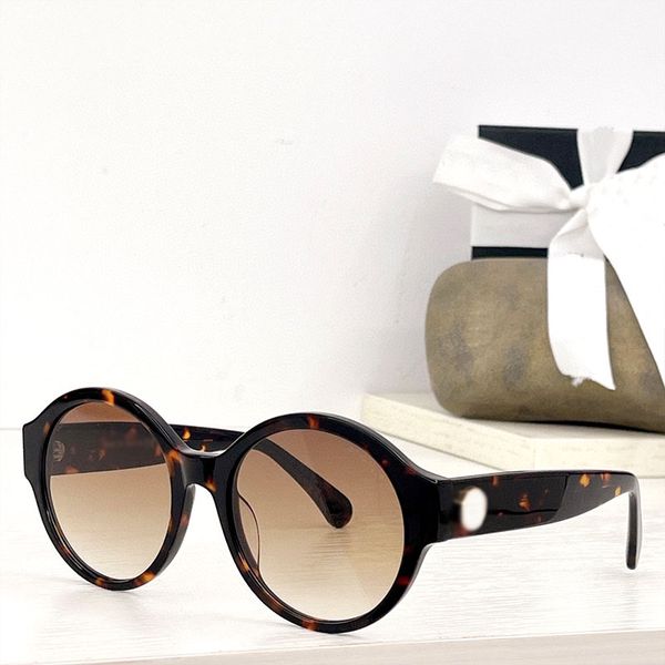 new fashion sunglasses for women summer ch3426 style uv400 proofed retro full frame glasses with framemulti-color option, White;black
new fashion sunglasses for women summer ch3426 style uv400 proofed retro full frame glasses with framemulti-color option, White;black