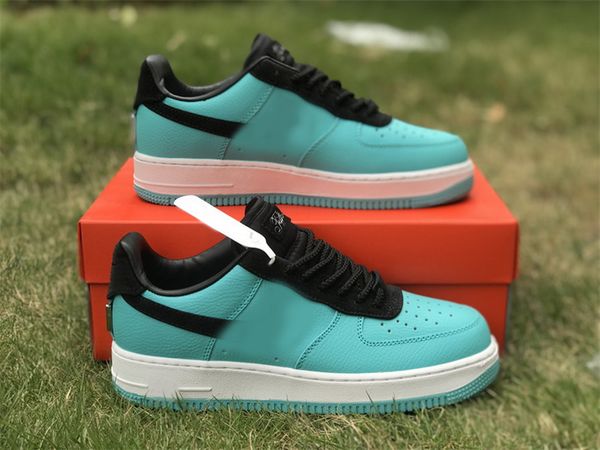 1837 designer basketball shoes mens womens af 1 low blue black outdoor sneaker sports trainers with original box, Red;white
1837 designer basketball shoes mens womens af 1 low blue black outdoor sneaker sports trainers with original box, Red;white