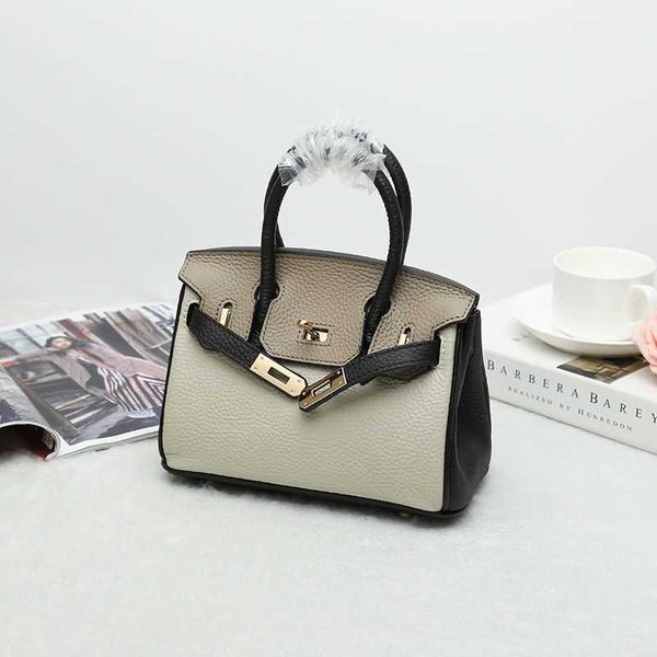 handbag designer herms birkins bags fashion real leather layer color women's shoulder portable messenger bagwith logo
handbag designer herms birkins bags fashion real leather layer color women's shoulder portable messenger bagwith logo