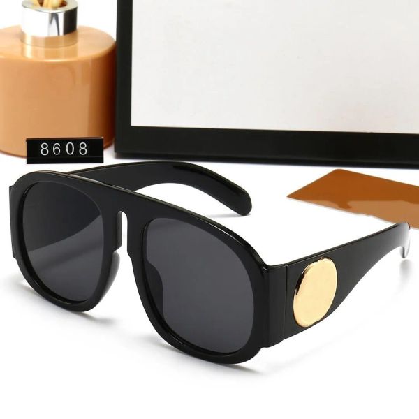 2023 fashion classic design polarized luxury sunglasses for men women pilot oversized sun glasses uv400 eyewear metal frame polaroid lens 01, White;black
2023 fashion classic design polarized luxury sunglasses for men women pilot oversized sun glasses uv400 eyewear metal frame polaroid lens 01, White;black