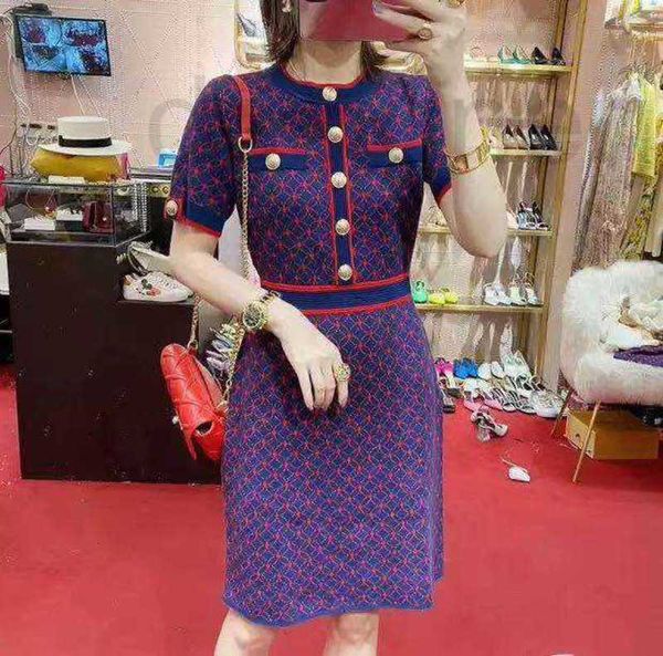 casual dresses designer autumn winter new slim geometric jacquard knitted short sleeve dress isik, Black;gray
casual dresses designer autumn winter new slim geometric jacquard knitted short sleeve dress isik, Black;gray