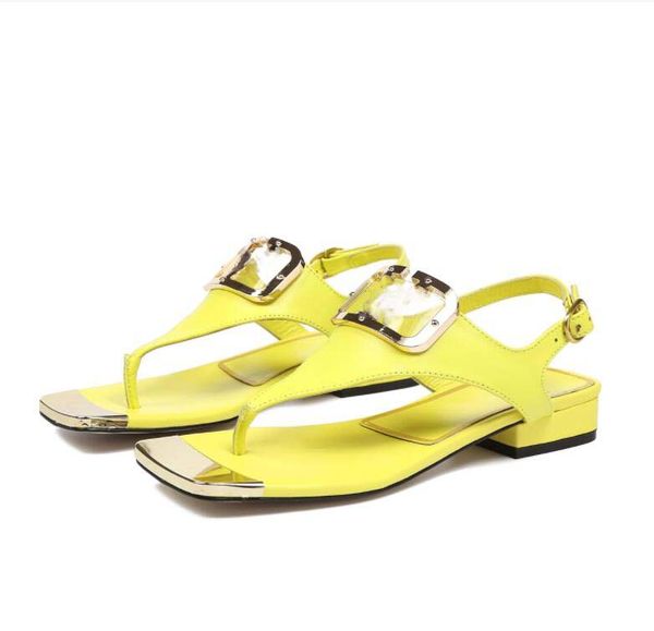 luxury designer women's platform sandal slippers made of transparent materials fashionable lovely sunny beach men shoes with box eu35-4, Black
luxury designer women's platform sandal slippers made of transparent materials fashionable lovely sunny beach men shoes with box eu35-4, Black