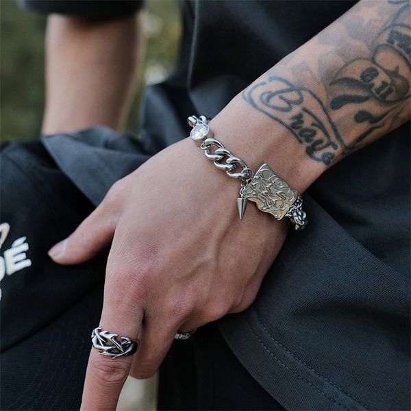 original design chain hip-hop zircon splicing bracelet men's street light luxury titanium steel not fade tide brand accessories, Black
original design chain hip-hop zircon splicing bracelet men's street light luxury titanium steel not fade tide brand accessories, Black