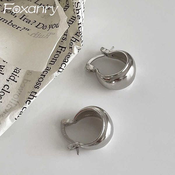 charm anry prevent allergy party d earrings for women new fashion simple water drop geometric handmade birthday jewelry gifts l230315, Golden
charm anry prevent allergy party d earrings for women new fashion simple water drop geometric handmade birthday jewelry gifts l230315, Golden