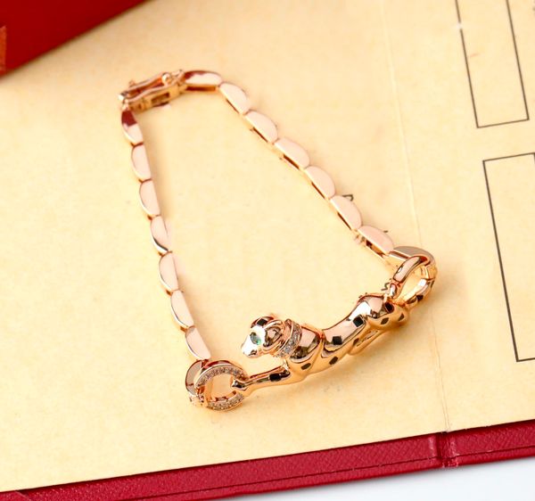 panthere bracelet for woman designer diamond emerald gold plated 18k t0p quality official reproductions fashion luxury classic style exquisi, Golden;silver
panthere bracelet for woman designer diamond emerald gold plated 18k t0p quality official reproductions fashion luxury classic style exquisi, Golden;silver