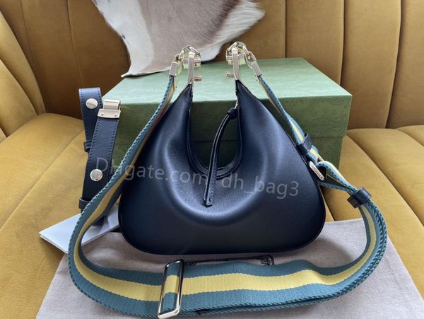 2023 fashion shopping bag luxury tote bag designer one shoulder bag women's handbag zipper purse black leather star same model crescent
2023 fashion shopping bag luxury tote bag designer one shoulder bag women's handbag zipper purse black leather star same model crescent