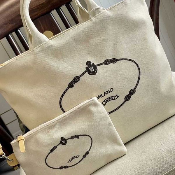 p bag prad new canvas bag one shoulder portable shopping bag canvas bag mother daughter bag
p bag prad new canvas bag one shoulder portable shopping bag canvas bag mother daughter bag
