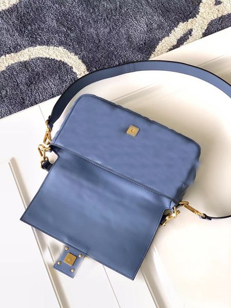 designer bags fashion crossbody bag bagetelle shoulder handbag luxury brand women shopping bag
designer bags fashion crossbody bag bagetelle shoulder handbag luxury brand women shopping bag
