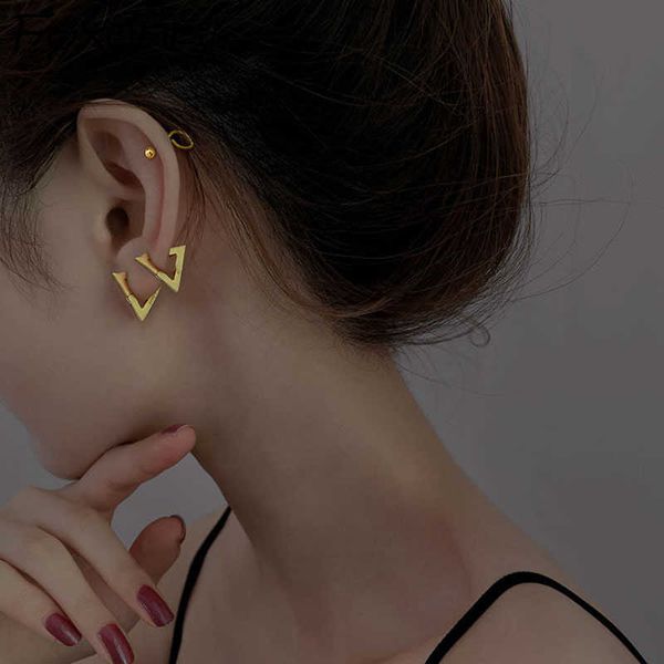 charm anry prevent allergy silver color d earrings for women minimalist accessorie trend triangle geometric party jewelry l230315, Golden
charm anry prevent allergy silver color d earrings for women minimalist accessorie trend triangle geometric party jewelry l230315, Golden