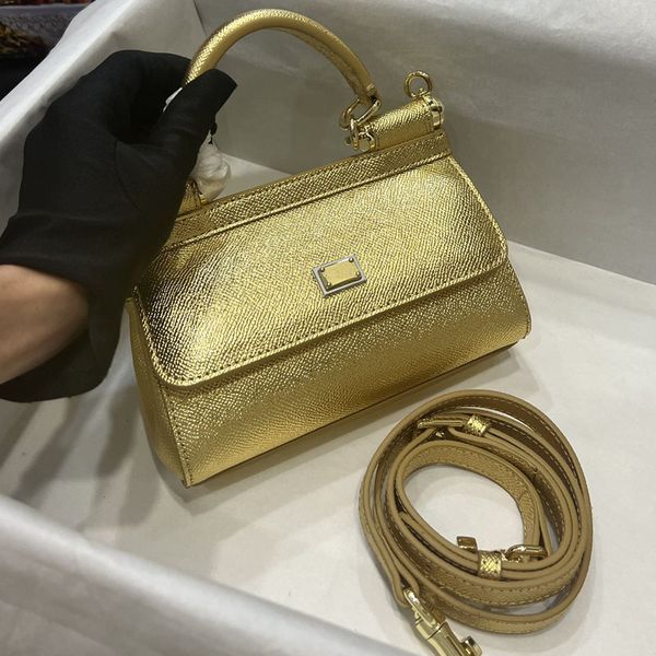 mini totes bag women designer handbags gold cross body shoulder bags removable genuine leather shoulder strap leopard lining handbag
mini totes bag women designer handbags gold cross body shoulder bags removable genuine leather shoulder strap leopard lining handbag