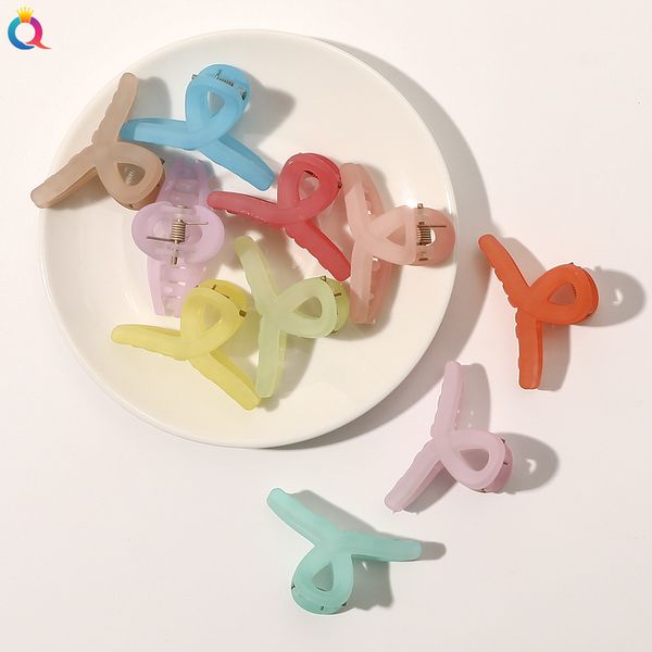 fashion mini hair claws cross ribbon hair clips for girls women transparent hair claws ponytail claw clip crab hair accessories headwear 195, Slivery;white
fashion mini hair claws cross ribbon hair clips for girls women transparent hair claws ponytail claw clip crab hair accessories headwear 195, Slivery;white