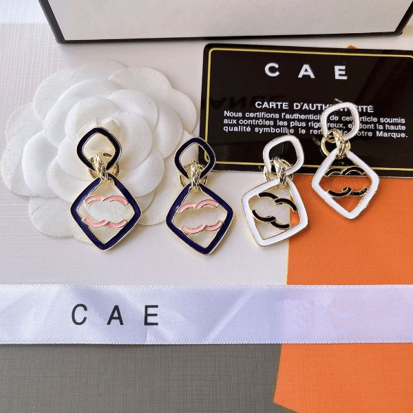 multicolour charm designer earrings enamel vintagee fashion earrings love design for womens jewelry 18k gold plated wedding party accessorie, Golden
multicolour charm designer earrings enamel vintagee fashion earrings love design for womens jewelry 18k gold plated wedding party accessorie, Golden