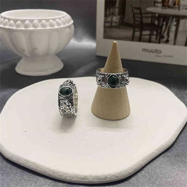 ring old carving inlaid malachite tiger head ring men's and women's fashion couples' ring valentine's day, Silver
ring old carving inlaid malachite tiger head ring men's and women's fashion couples' ring valentine's day, Silver