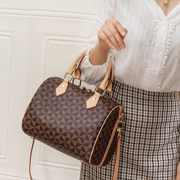 evening bags boston shoulder bags for women plaid luxury crossbody shopper fashion and vintage pu leather ladies female handbags 230316
evening bags boston shoulder bags for women plaid luxury crossbody shopper fashion and vintage pu leather ladies female handbags 230316