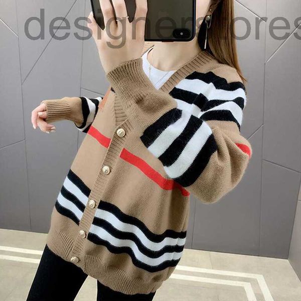 designer sweater coat women spring autumn loose tin stripe designer knitted cardigan ladies winter fall b letters v-neck sweaters small swee, White;black
designer sweater coat women spring autumn loose tin stripe designer knitted cardigan ladies winter fall b letters v-neck sweaters small swee, White;black