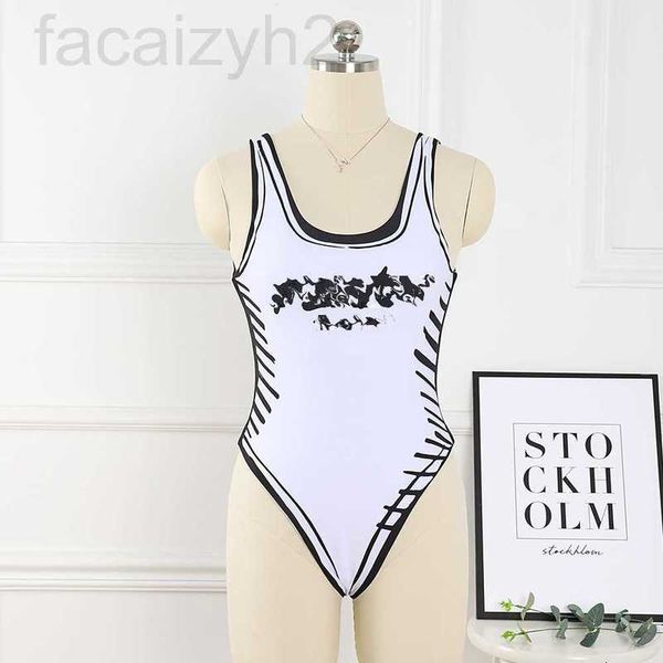 women's swimwear designer 2022 trendy swimsuit women's f letter printing amily one-piece bikini net red holiday o8m7, White;black
women's swimwear designer 2022 trendy swimsuit women's f letter printing amily one-piece bikini net red holiday o8m7, White;black