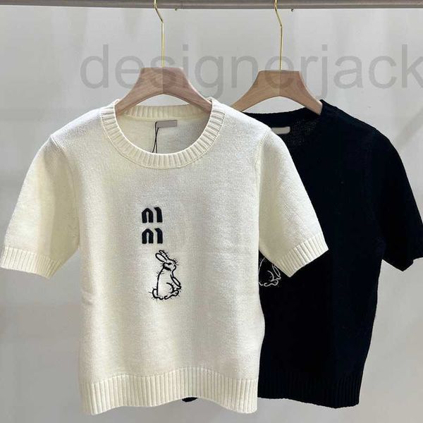 women's knits & tees designer 23 spring and summer new round neck embroidery letter knitted short sleeve black white two-color t-shirt
women's knits & tees designer 23 spring and summer new round neck embroidery letter knitted short sleeve black white two-color t-shirt