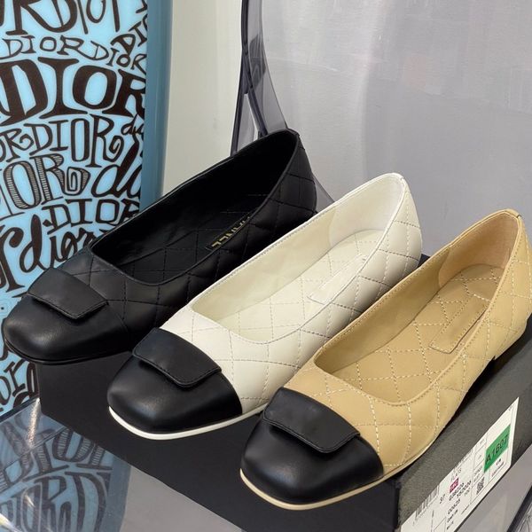 black beige turnlock quilted sandal dress shoes for women classic square cap toe sandals slip on flat mule leather loafers 2023 paris buckle
black beige turnlock quilted sandal dress shoes for women classic square cap toe sandals slip on flat mule leather loafers 2023 paris buckle