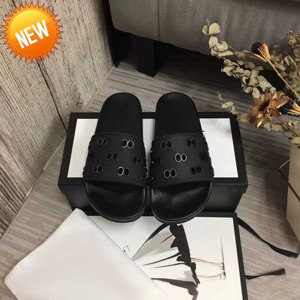 2022 fashion men's designer slippers women's slippers fashion luxury floral slippers leather rubber flat sandals summer beach shoe, Black
2022 fashion men's designer slippers women's slippers fashion luxury floral slippers leather rubber flat sandals summer beach shoe, Black