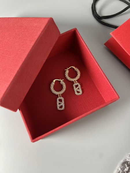 2023 new earrings women's stud earrings senior gold diamond earrings designer jewelry luxury brand earrings lovers gift, Golden;silver
2023 new earrings women's stud earrings senior gold diamond earrings designer jewelry luxury brand earrings lovers gift, Golden;silver