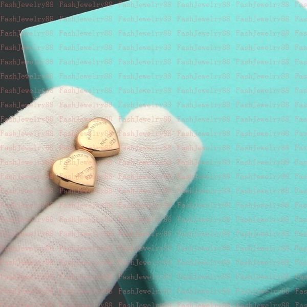 hybrid peach heart stud earrings 18k gold-plated luxury brand designer letter earrings couple style minimalist earrings wedding party jewelr, Golden;silver
hybrid peach heart stud earrings 18k gold-plated luxury brand designer letter earrings couple style minimalist earrings wedding party jewelr, Golden;silver