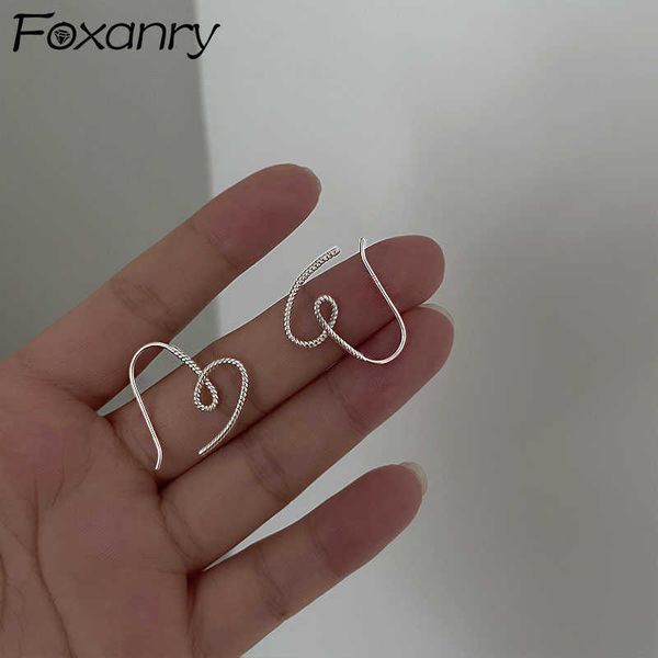 charm anry prevent allergy silver color earrings for women trendy elegant charming vintage knotted love heart party jewelry l230315, Golden
charm anry prevent allergy silver color earrings for women trendy elegant charming vintage knotted love heart party jewelry l230315, Golden