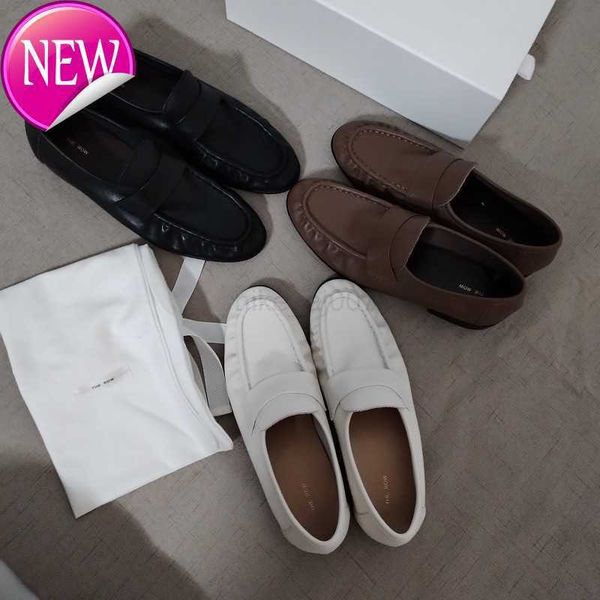 pure original the row22 new casual comfortable single shoes leather round head flat bottom pleated low lefu shoes 6anq, Black
pure original the row22 new casual comfortable single shoes leather round head flat bottom pleated low lefu shoes 6anq, Black