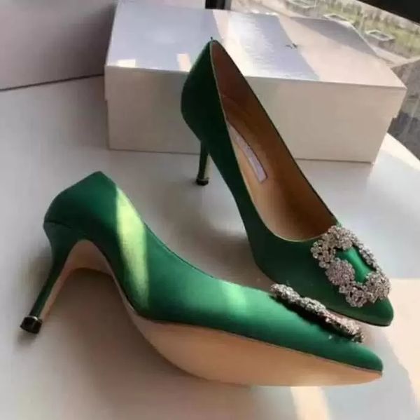 luxury designer sandals summer famous brands satin pumps dress party shoes shiny crystal jewel buckle high stiletto heel lady party wedding, Black
luxury designer sandals summer famous brands satin pumps dress party shoes shiny crystal jewel buckle high stiletto heel lady party wedding, Black