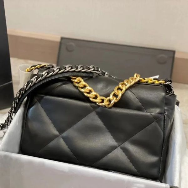 fashion shoulder designer bags leather women's chxxxl square chain message crossbody bag women accessories
fashion shoulder designer bags leather women's chxxxl square chain message crossbody bag women accessories