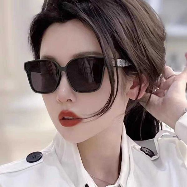 fashion designer b letter sunglasses luxury burb women designer sunglasses frame studio men temperament extraordinary luxury aviator, White;black
fashion designer b letter sunglasses luxury burb women designer sunglasses frame studio men temperament extraordinary luxury aviator, White;black