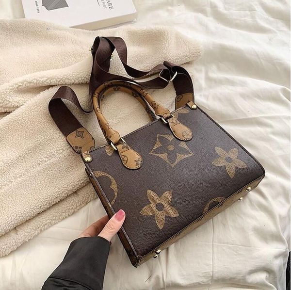 luxury design handbag fashion versatile tote hand bags small bag single shoulder messenger bag
luxury design handbag fashion versatile tote hand bags small bag single shoulder messenger bag
