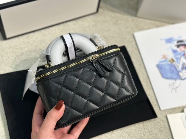 totes bag designers luxury bags for womens handbags crossbody shoulder the chic must-have is super sophisticated
totes bag designers luxury bags for womens handbags crossbody shoulder the chic must-have is super sophisticated