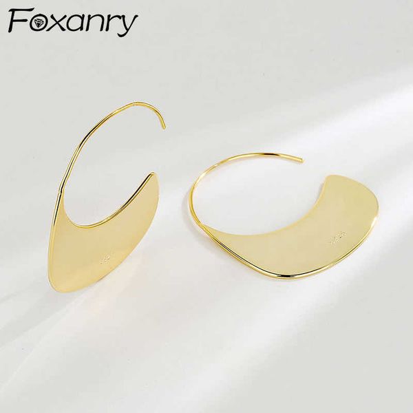 charm anry prevent allergy silver color hoop earrings for women trendy elegant charming unique flake geometric party jewelry l230315, Golden
charm anry prevent allergy silver color hoop earrings for women trendy elegant charming unique flake geometric party jewelry l230315, Golden