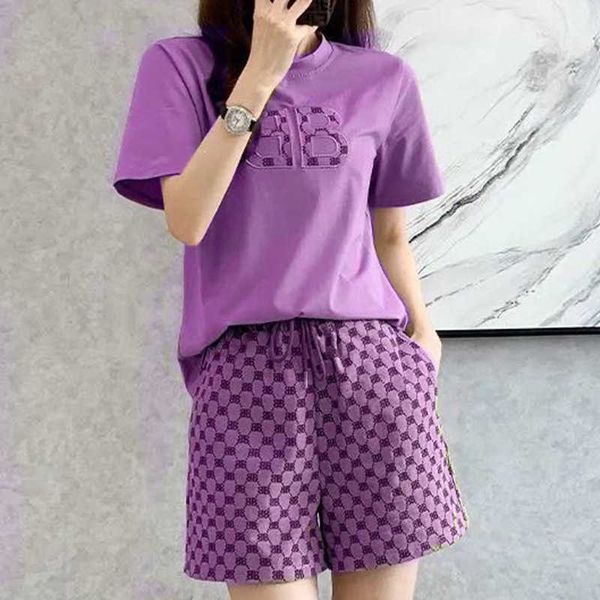 2023 new designer summer womens tracksuits leisure sports suit loose design embroidered sleeve shorts two-piece casual women short sleeve, Gray
2023 new designer summer womens tracksuits leisure sports suit loose design embroidered sleeve shorts two-piece casual women short sleeve, Gray