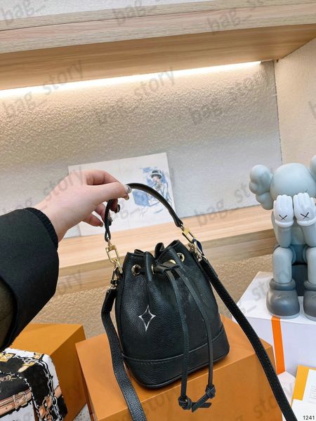 nano noe leather shoulder crossbody bag handbags luxury designer mini bucket bag women purse wallet m46291 m81266
nano noe leather shoulder crossbody bag handbags luxury designer mini bucket bag women purse wallet m46291 m81266