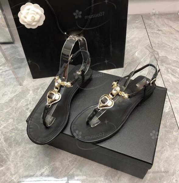 summer 2023 designer sandals new fashion beach sandals women channel shoes black 2303y a7n3
summer 2023 designer sandals new fashion beach sandals women channel shoes black 2303y a7n3