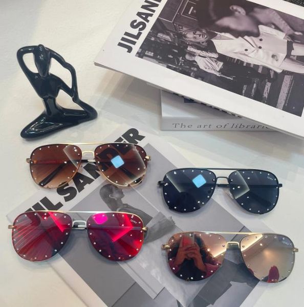 quay sunglasses brand vintage pilot sun glasses polarized uv400 fashion men women glass lenses with box, White;black
quay sunglasses brand vintage pilot sun glasses polarized uv400 fashion men women glass lenses with box, White;black