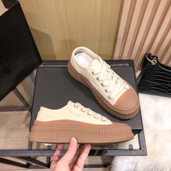 casual shoes designer womens luxury sports shoes fashion mens non-slip canvas cotton lace fashion versatile piece
casual shoes designer womens luxury sports shoes fashion mens non-slip canvas cotton lace fashion versatile piece