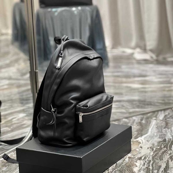 designer school bag backpack fashion genuine leather small size women casual bags schoolbags backpacks style spring lady holiday back pack t
designer school bag backpack fashion genuine leather small size women casual bags schoolbags backpacks style spring lady holiday back pack t